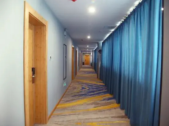 Сюйчжоу: Super 8 Hotel (Xuzhou Suining Bayi Middle Road Xingmei Plaza)