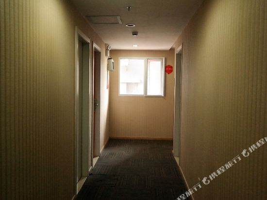 Наньчан: 99 Optimum Hotel (Nanchang Wangge Yangming Park Subway Station)