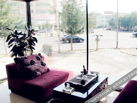Цзиньчжоу: Qingwei City Culture Tourism Holiday Hotel