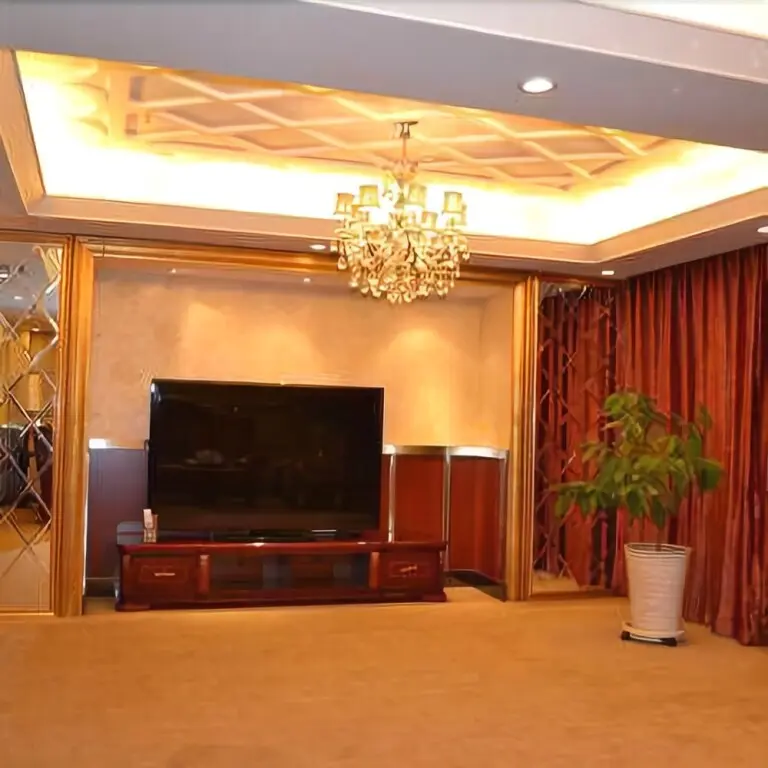 Янцюань: Century Longding International Hotel