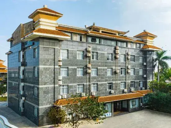 Чжаньцзян: Xinsha Beach Holiday Hotel