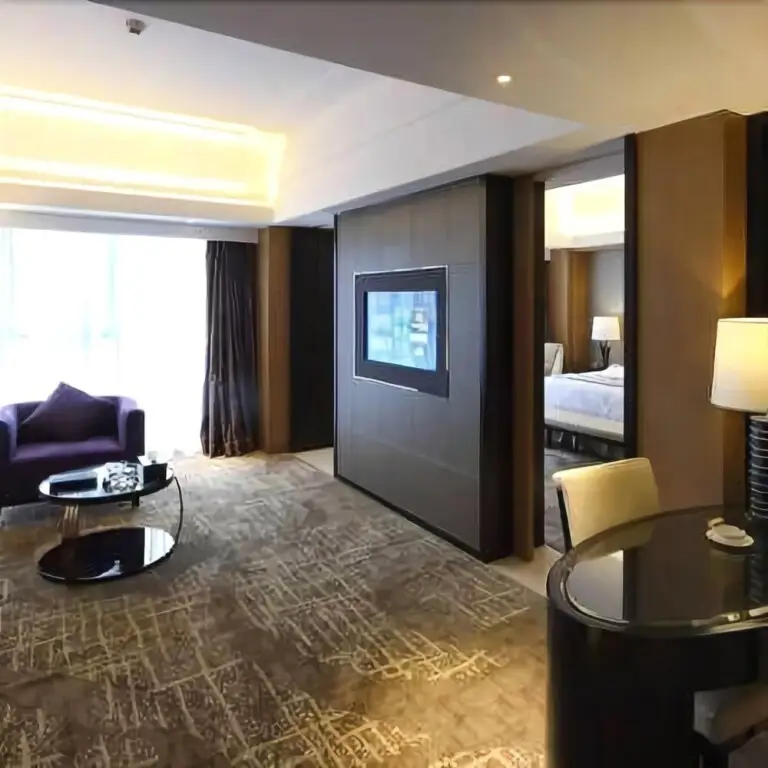 Freeland Jinglun Hotel — фото 1