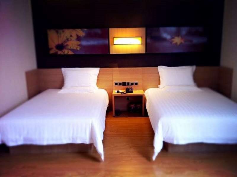 Тяньцзинь: IU Hotel Tianjin Xiqing Meijiang Convention Center Dasi Branch