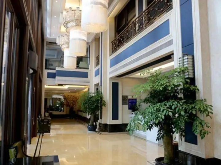 Ханчжоу: Hangzhou Fuyang Blue Diamond International Castle Hotel