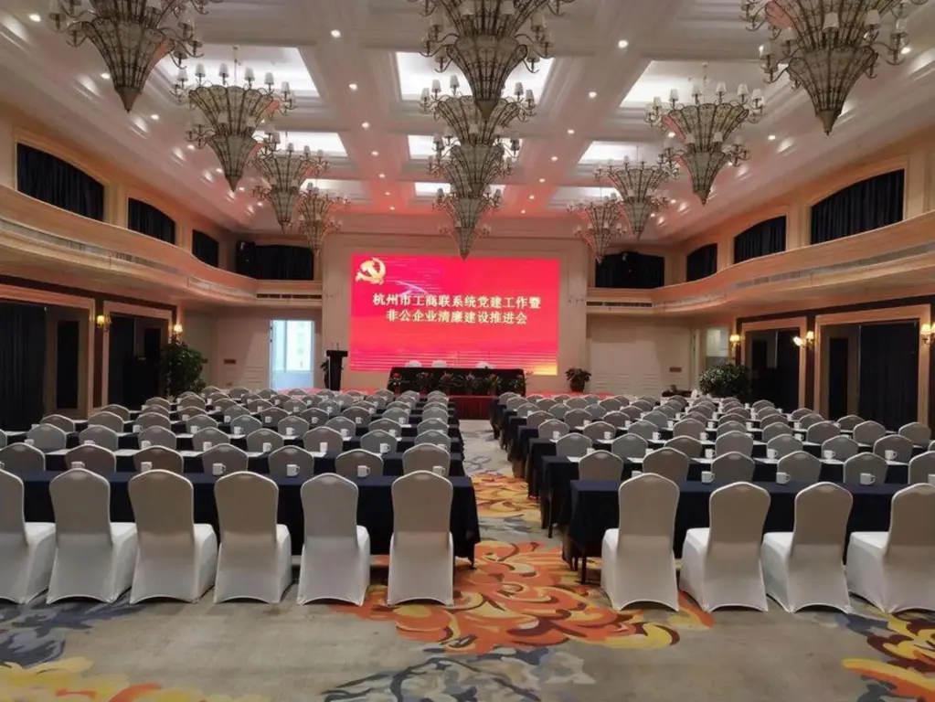 Ханчжоу: Hangzhou Fuyang Blue Diamond International Castle Hotel