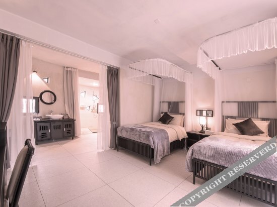 Миян: Dongfengyun Niuduoluo Music Castle Hotel