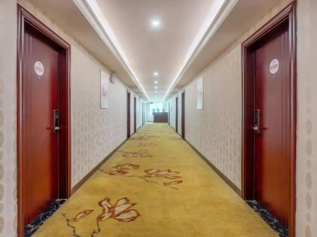 Гуанчжоу: Guiyuan Boutique Hotel (Guangzhou Shiling Leather City Store)