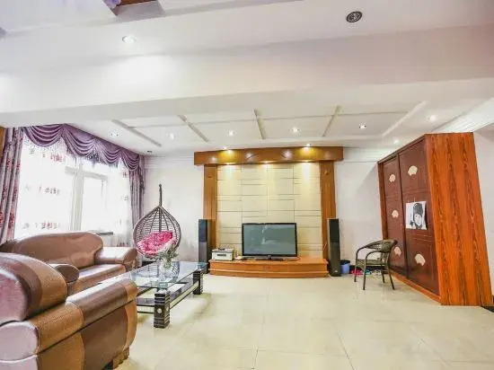 Цзясинь: Wuzhen Xiaocheng Love Hotel