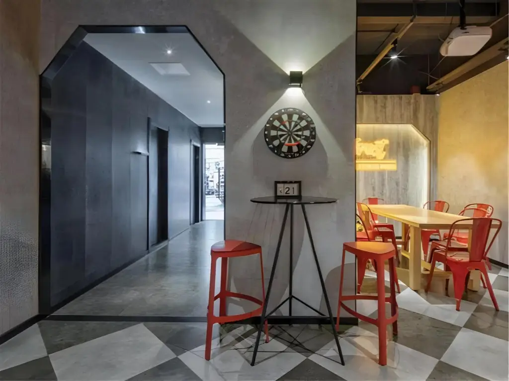 Шанхай: Iforest Hostel (The Bund, Dashijie Metro Station)