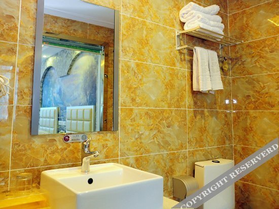 Лупаньшуй: Liupanshui Gessmann Hotel (Liupanshui Wanda Plaza Store)