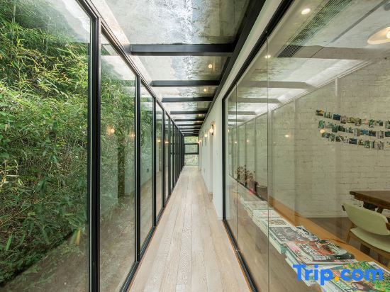 Хучжоу: Juesu Hot Spring Hostel