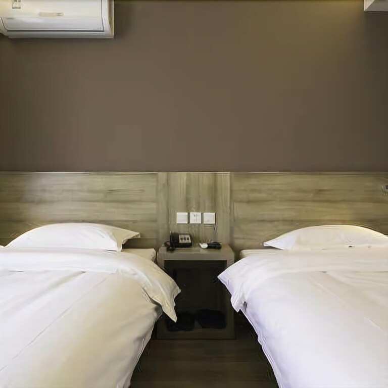 Сиань: Xian Jialili Hotel - Second Fengcheng Road library subway station