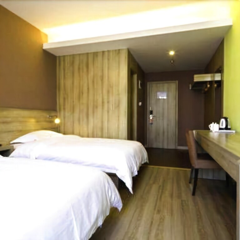 Сиань: Xian Jialili Hotel - Second Fengcheng Road library subway station