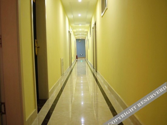 Лиаоченг: Shunlong City Express Hotel