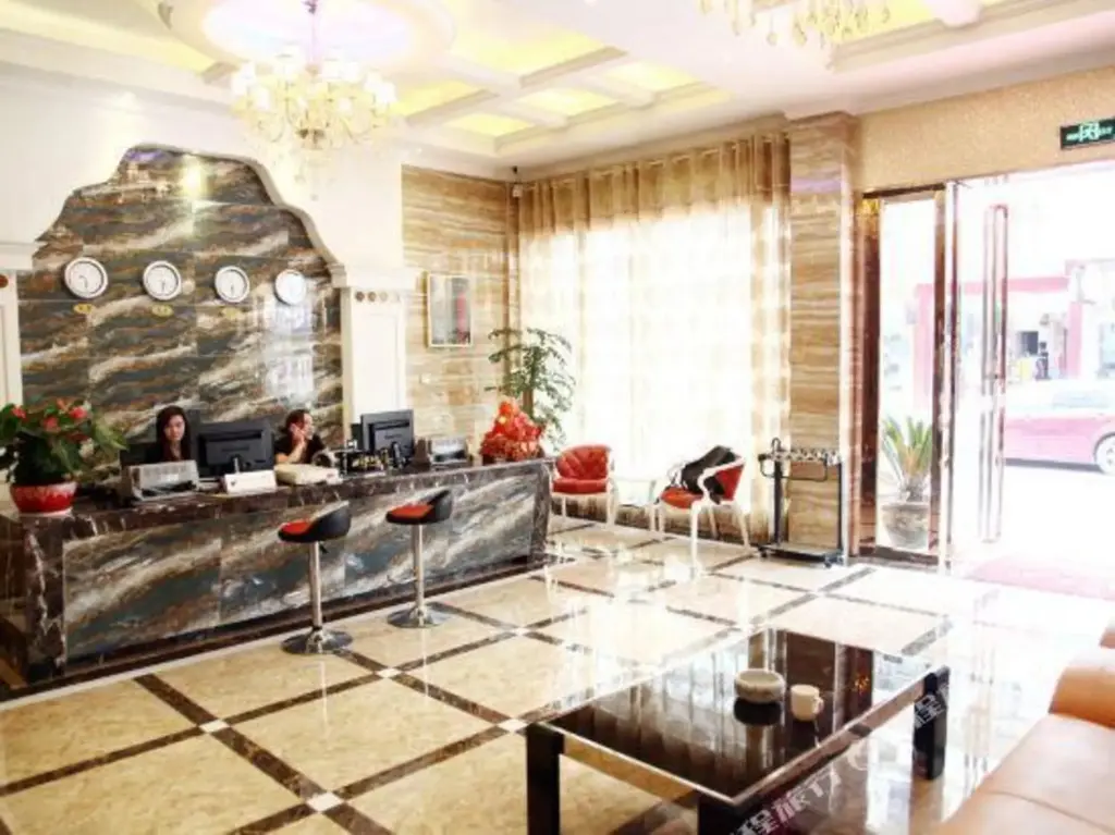 Хучжоу: NANYUAN INN Deqing Yingxi South Road Wukang