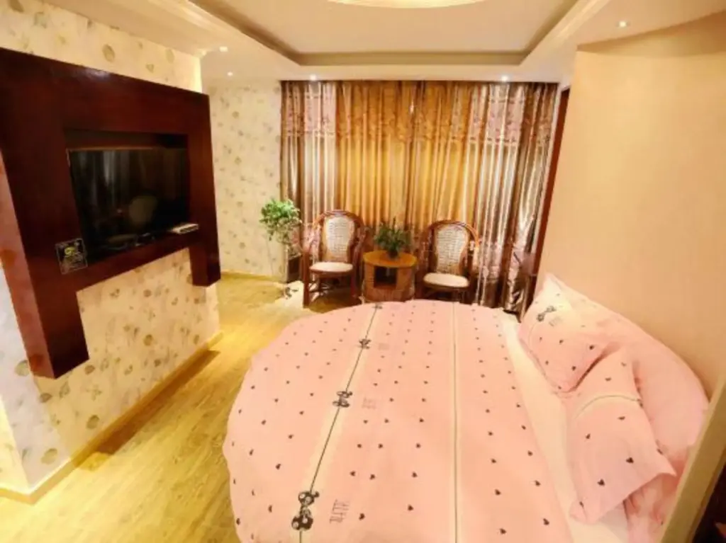 Хучжоу: NANYUAN INN Deqing Yingxi South Road Wukang