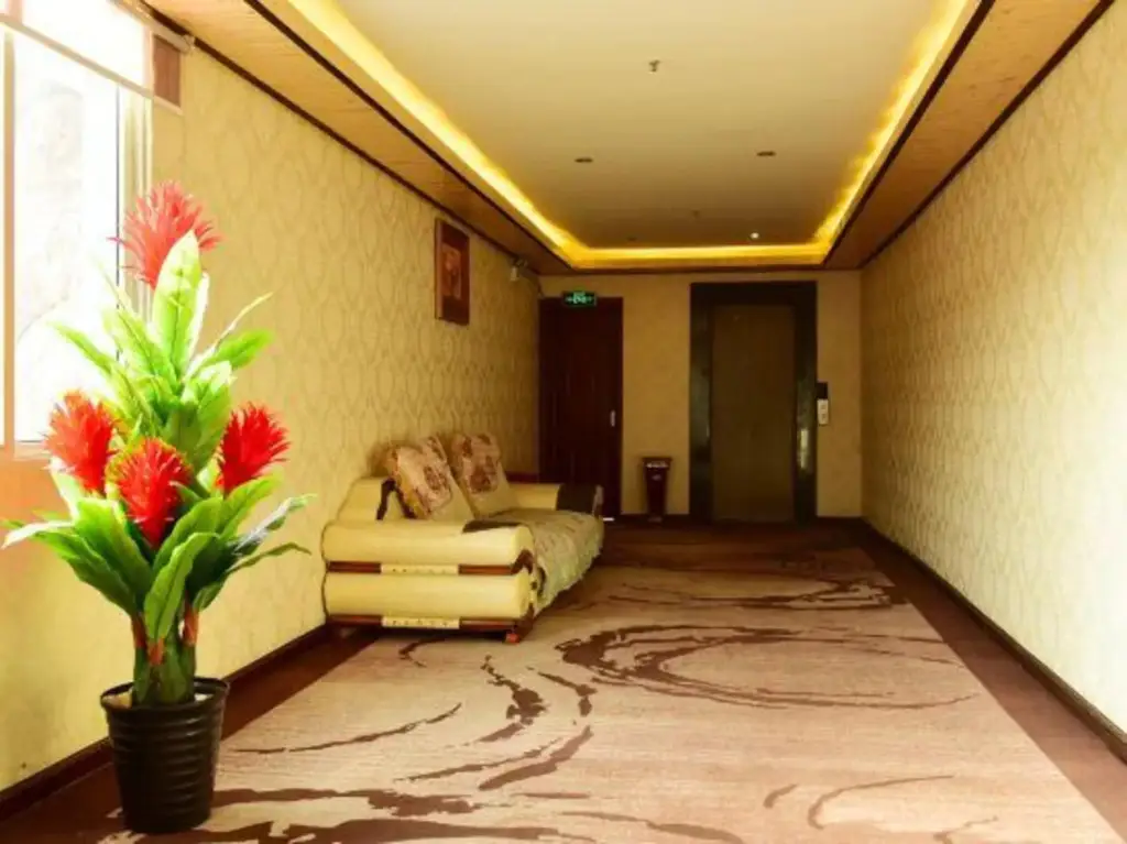 Каили: Kerry Garten Fashion Hotel