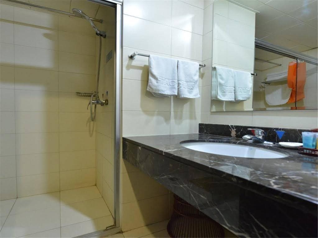 Пекин: Beijing Zhongyouyuan Hotel (Beijing Niujie Taoranting Subway Station Branch)
