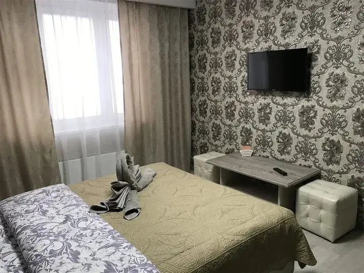Москва: Часы Бунинская аллея