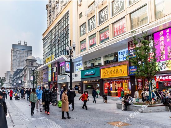 Ухань: Yijie Wuhan Jianghan Road Fashion