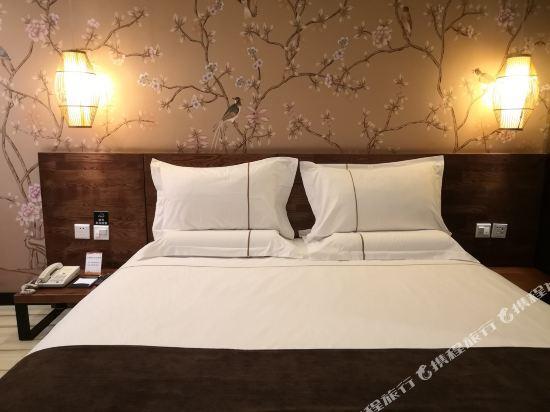 Шицзячжуан: Lang Yun Ripple Hotel (Pingshan Hehualou county standard store)