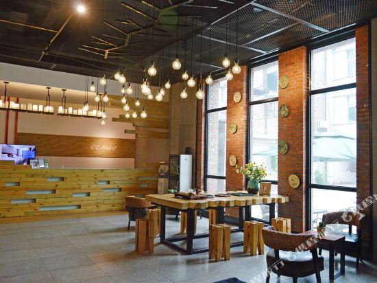 Шицзячжуан: Lang Yun Ripple Hotel (Pingshan Hehualou county standard store)