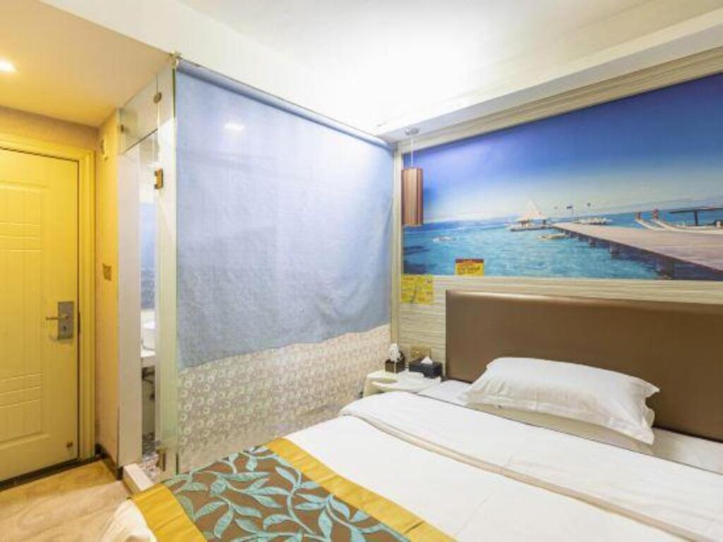 Шэньчжэнь: Jiawaijia Hotel (Shenzhen New City Plaza)