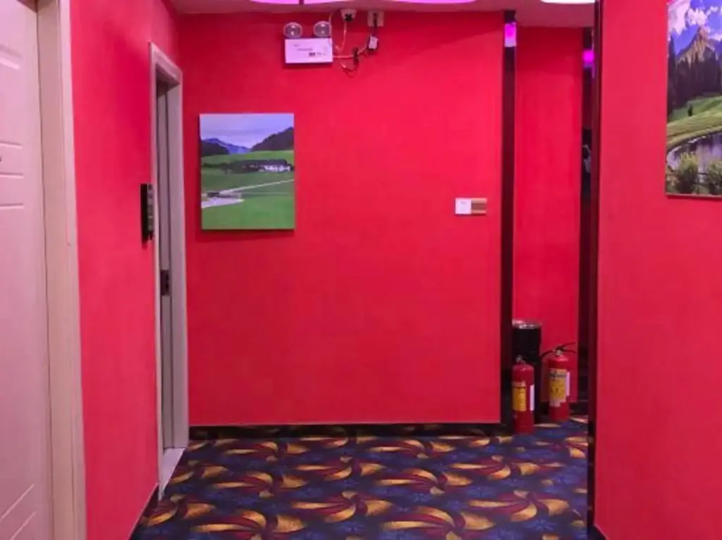 Шэньчжэнь: Jiawaijia Hotel (Shenzhen New City Plaza)