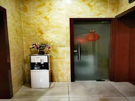 Шанхай: GreenTree Inn (Shanghai Chedun Film Base Beisong Highway)