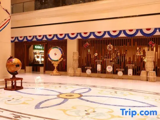 Хэлун: Helong Hotel
