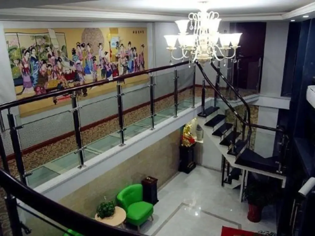 Шанхай: Zike Express Hotel