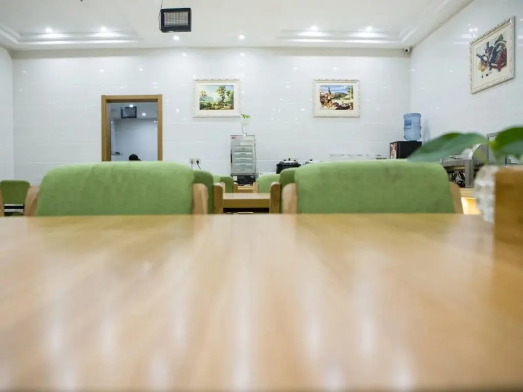 Наньтун: GreenTree Inn Nantong Rugao Zhongjiaomeilu City Express Hotel