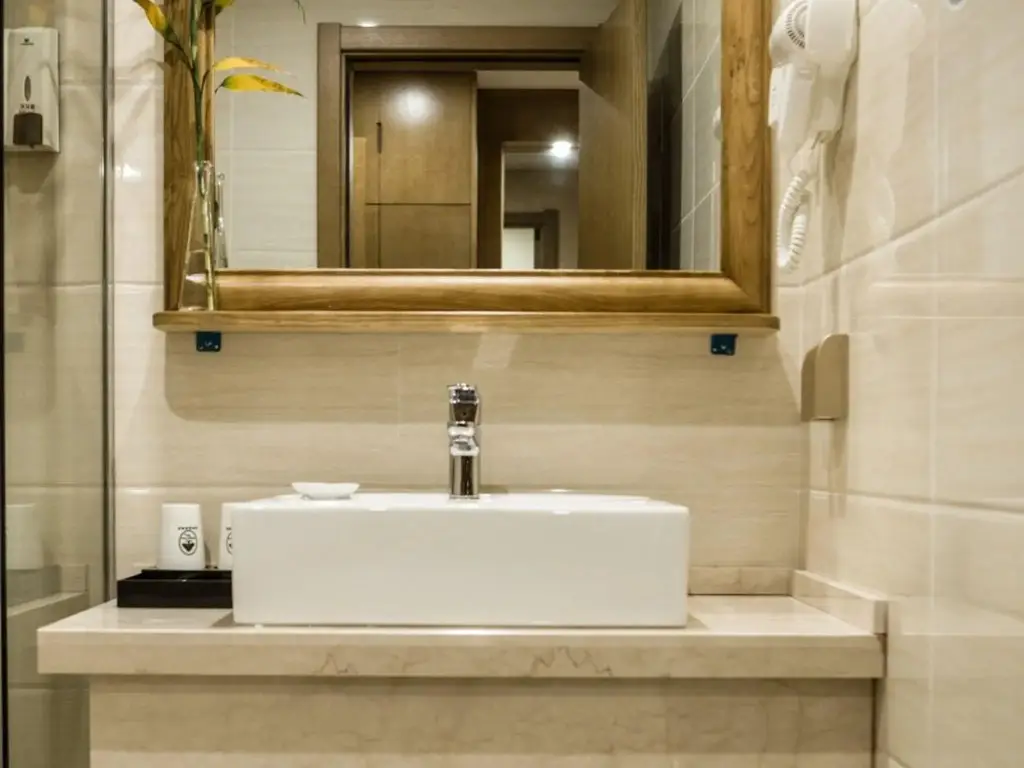 Наньтун: GreenTree Inn Nantong Rugao Zhongjiaomeilu City Express Hotel