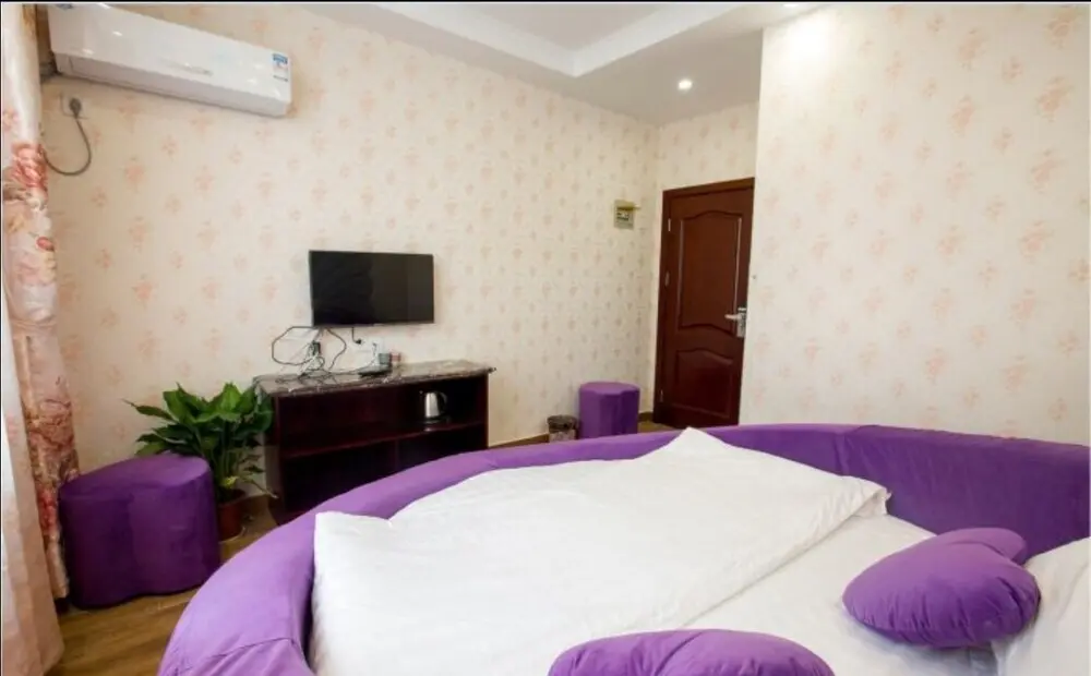 Цзясинь: Wuzhen Shibajian Theme Inn