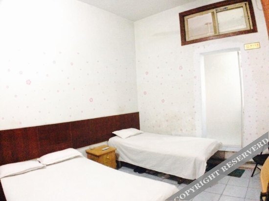 Кайфын: Shandong Hostel