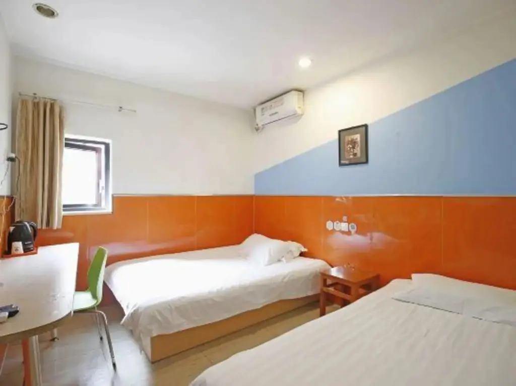 Чэнду: 99 Chain Hotel Chengdu Yipi Tianxia