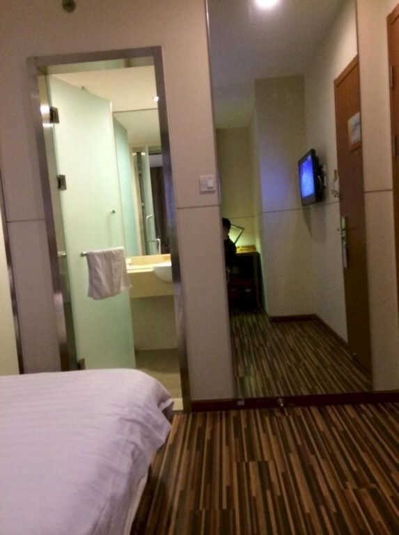 Чэнду: Jiali Inn (Chengdu Chunxi Hongxing Road)