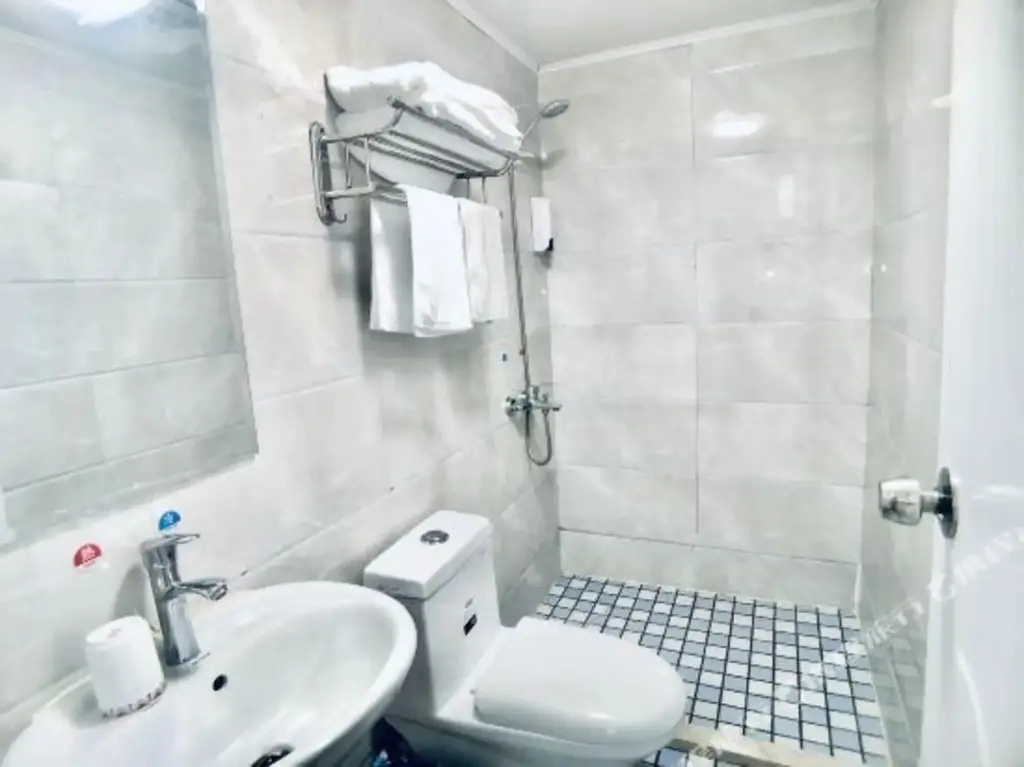Шанхай: Wuhao Business Hotel