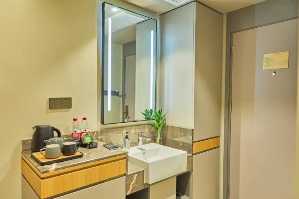 Шанхай: Home Inn Selected (Shanghai Daning International Plaza)