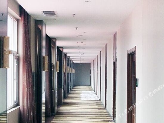 Шицзячжуан: Eaka 365 Hotel Chain (Shijiazhuang People's Hospital Air Garden Store)
