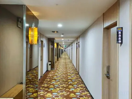 Шицзячжуан: Eaka 365 Hotel Chain (Shijiazhuang People's Hospital Air Garden Store)