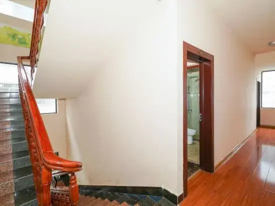 Яншо: Shanxueshan Villa Hotel (Yangshuo West Street Lijiang Branch)