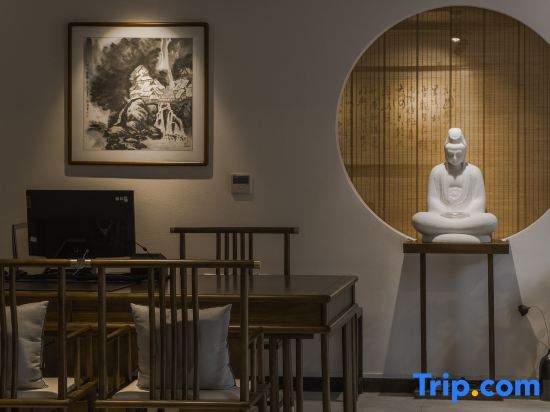 Фэнхуан: Xueqingji Yunlu River View Homestay