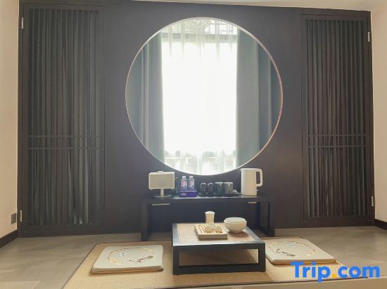 Фэнхуан: Xueqingji Yunlu River View Homestay