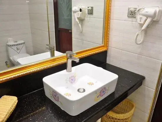 Гуанчжоу: Huifeng Hotel