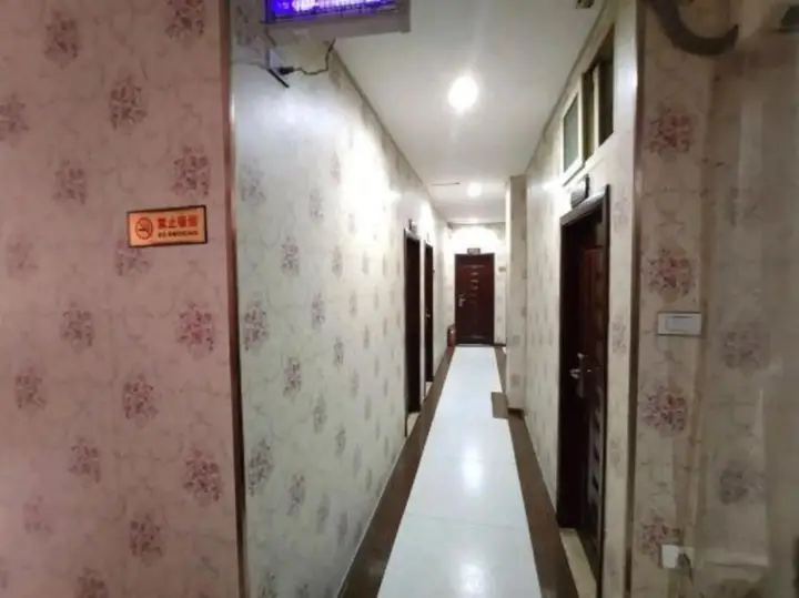 Чунцин: Haiyue Hostel (Chongqing Jiangjin)