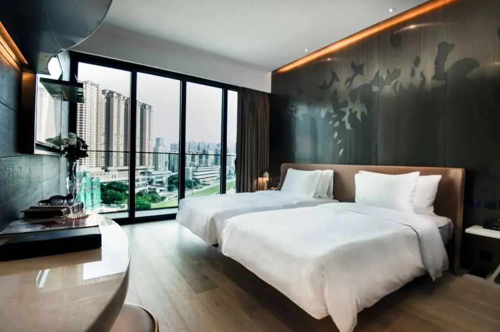 Чжухай: YOHO Hollywood Roosevelt Hotel