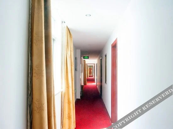 Наньтун: Xiaweiyi Holiday Hotel