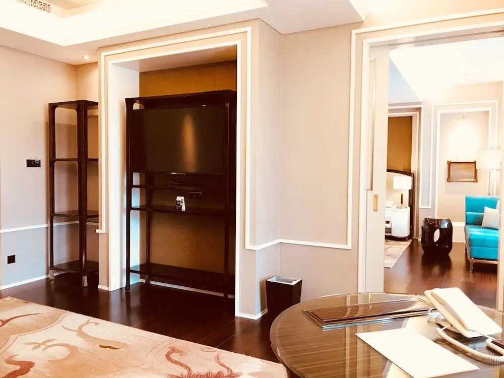 Пекин: Grand Bay Hotel Beijing