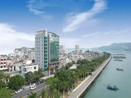Vienna Hotel (Shanwei Feicui Bay) — фото 1